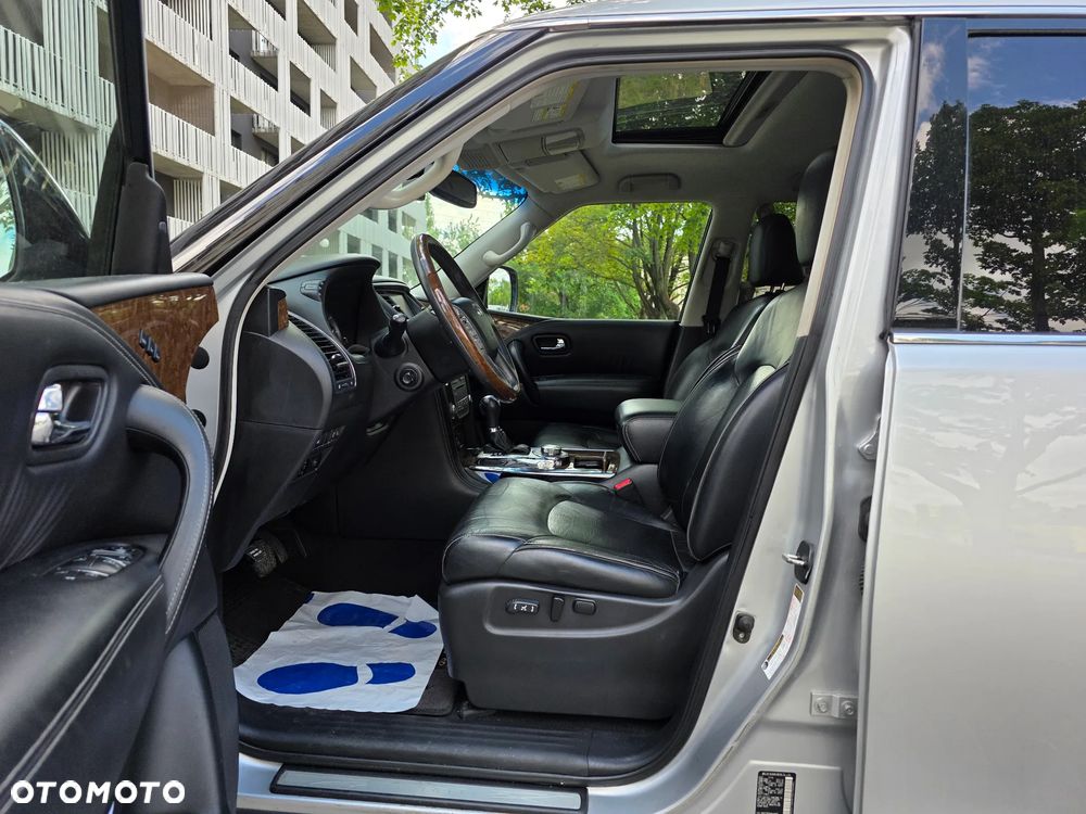 Infiniti QX80 - 5