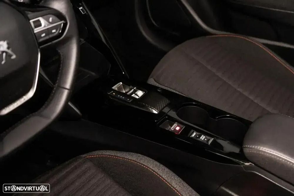 Peugeot e-208 50 kWh Allure - 30