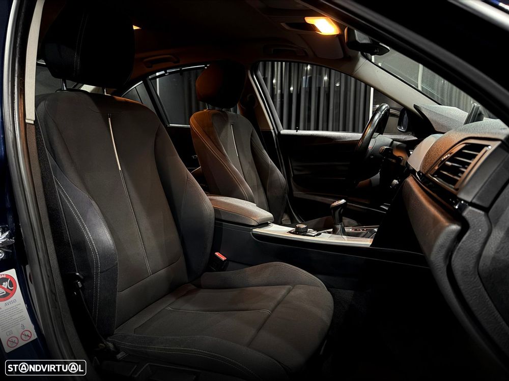 BMW 320 d Line Sport - 34