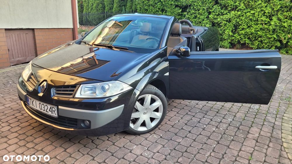 Renault Megane 1.6 Emotion - 11