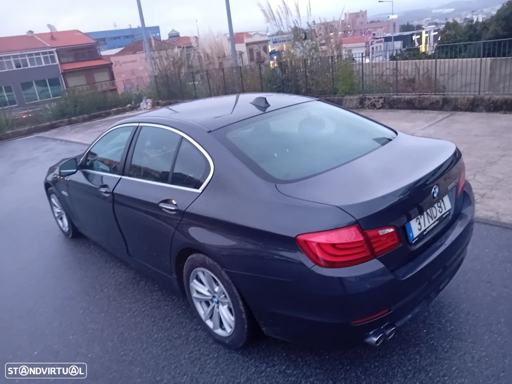 BMW 520 d Exclusive Auto 129g - 6