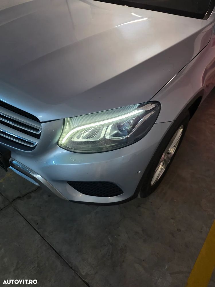 Mercedes-Benz GLC 220 d 4MATIC - 21