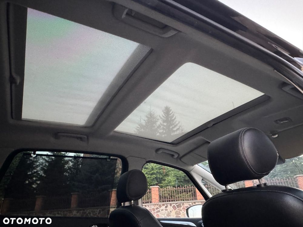 Ford S-Max 2.0 Titanium - 36