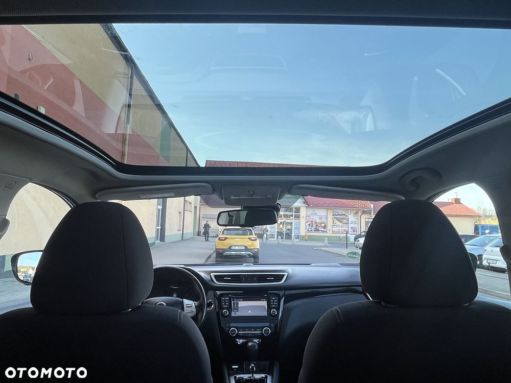 Nissan Qashqai 1.6 DCi Xtronic N-Connecta - 22