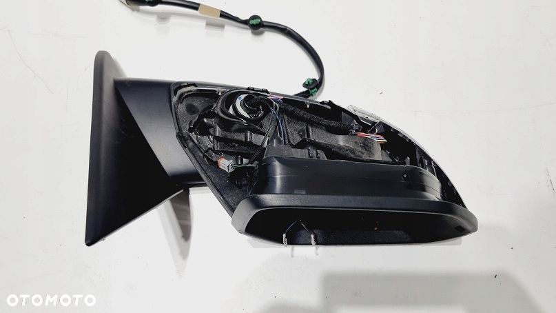 LUSTERKO PRAWE AUDI Q8 15PIN EUROPA - 3