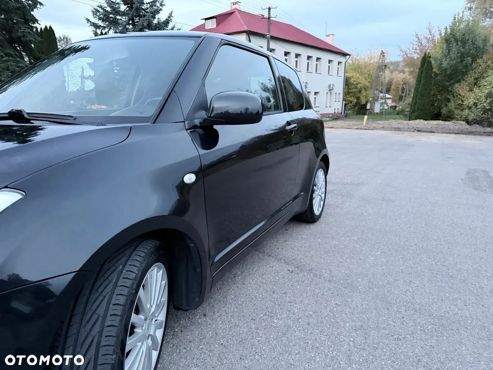 Suzuki Swift 2007 photo 4
