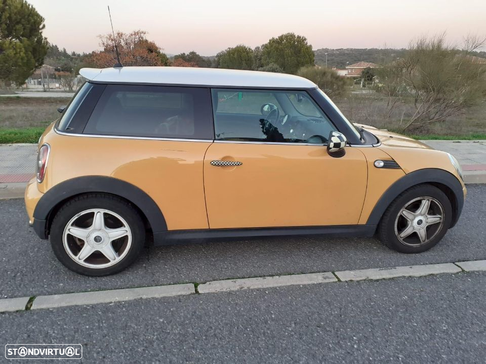 Mini Cooper 1.6i de 2009 para peças - 7