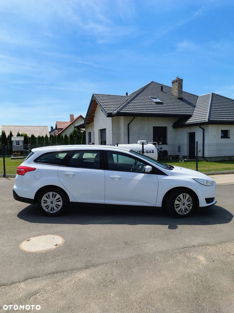 Ford Focus 1.5 TDCi Trend - 3