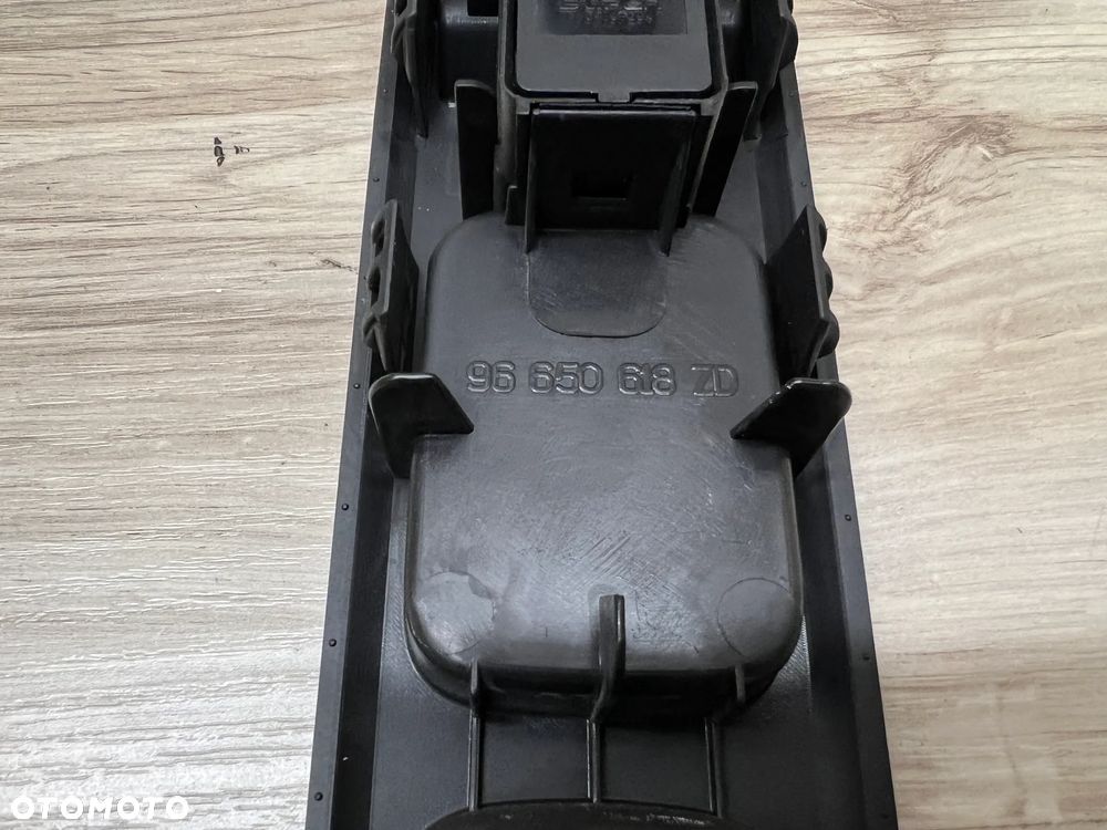 Panel przełącznik szyb peugeot 30170308-00 - 5