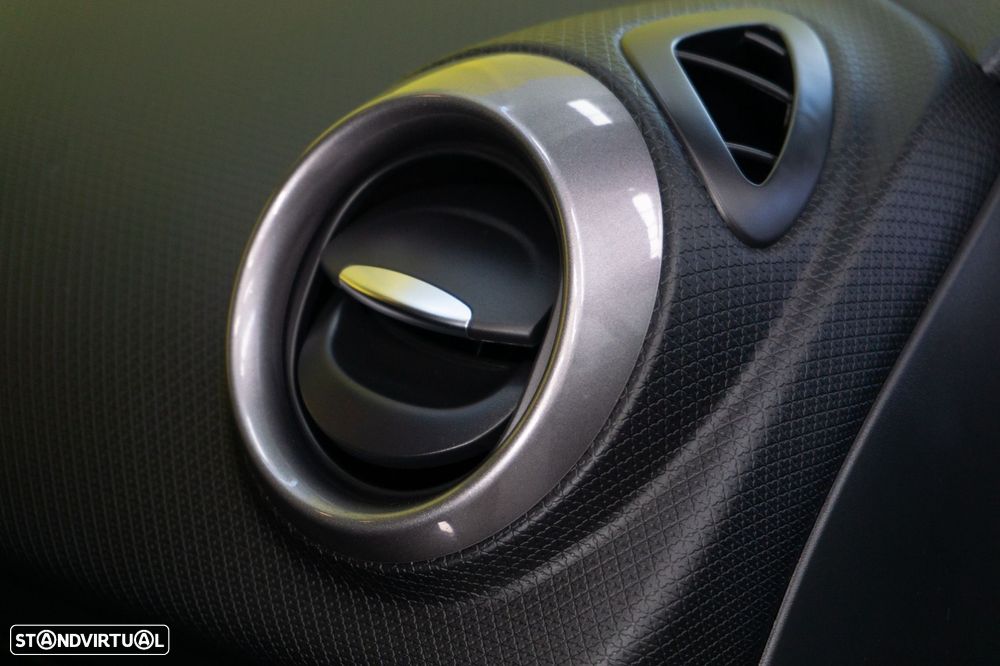 Renault Clio 0.9 TCe Limited Edition - 28