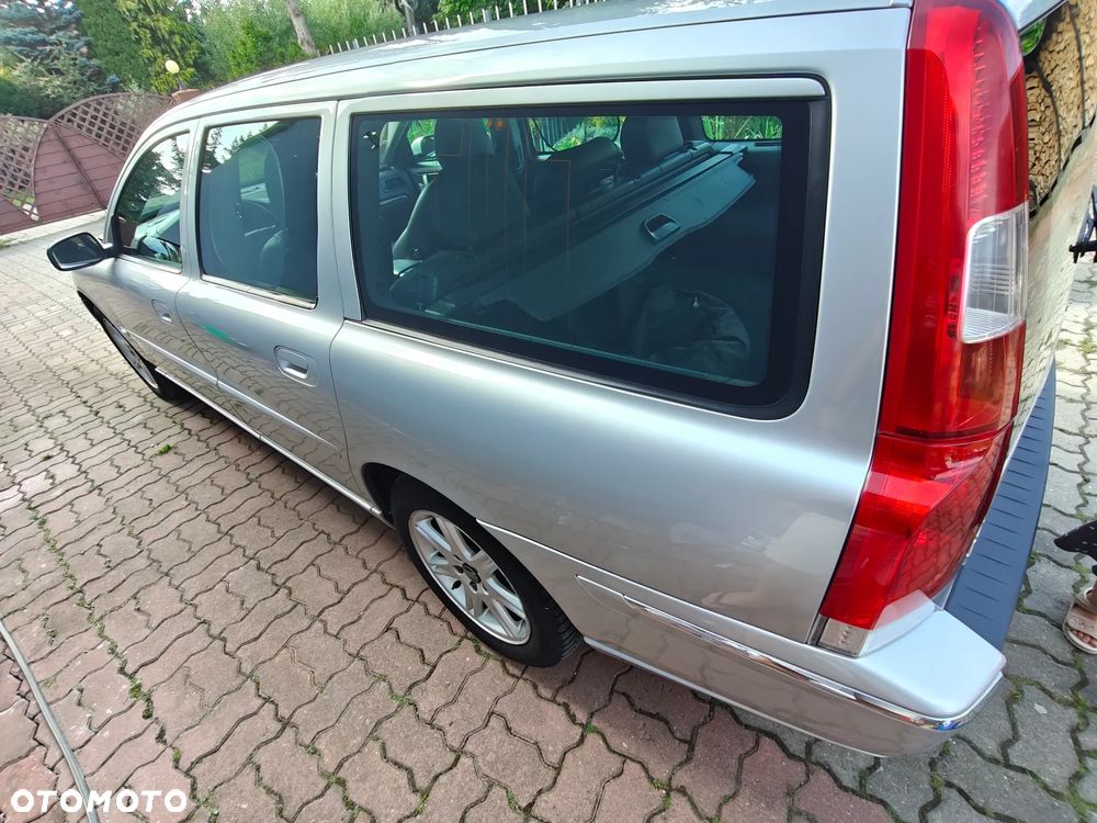 Volvo V70 2.5T Kinetic - 3