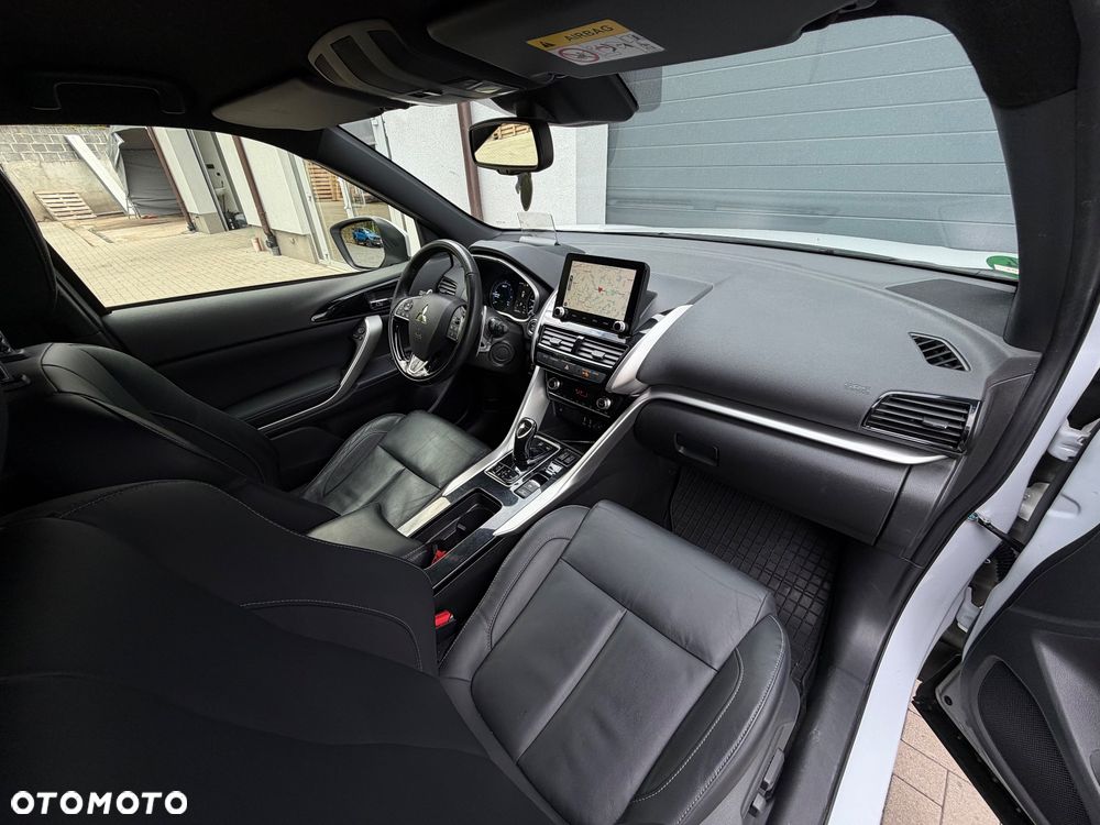 Mitsubishi Eclipse Cross 2.4 PHEV Invite Plus - 11