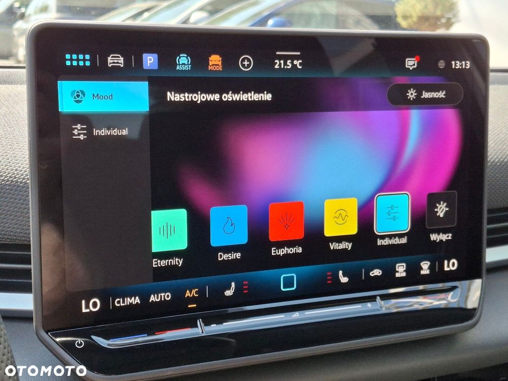 Volkswagen T-Roc 1.5 eTSI R-Line DSG - 33