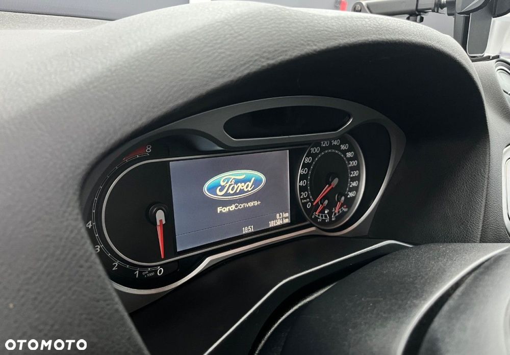 Ford Mondeo - 29