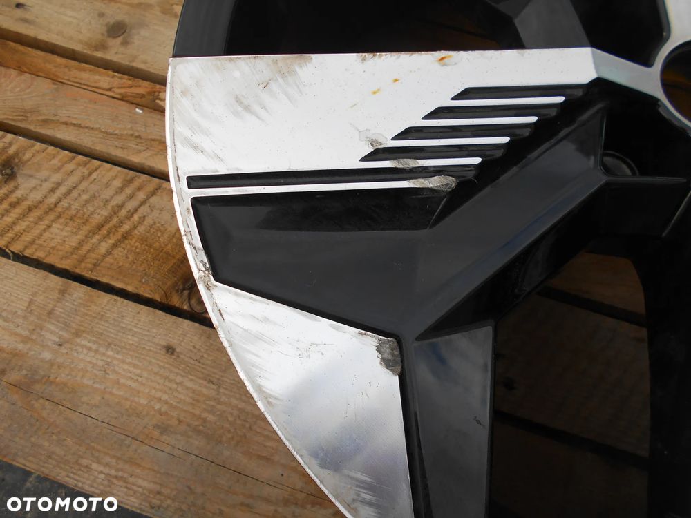 FELGA FELGI  ALUMINIOWA  Renault Megane e tech 7x20 ET34 - 3
