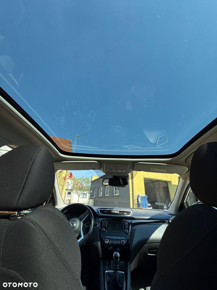 Nissan Qashqai 1.3 DIG-T Visia - 17
