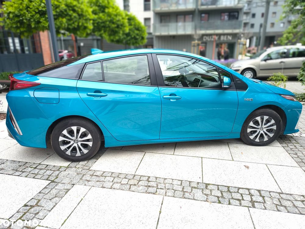 Toyota Prius Hybrid - 8