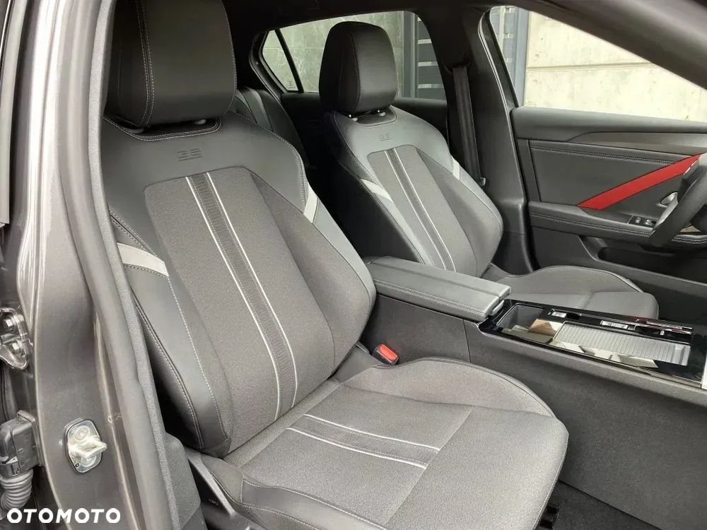 Opel Astra VI 1.6 T Plug-in Hybrid GS Line - 10
