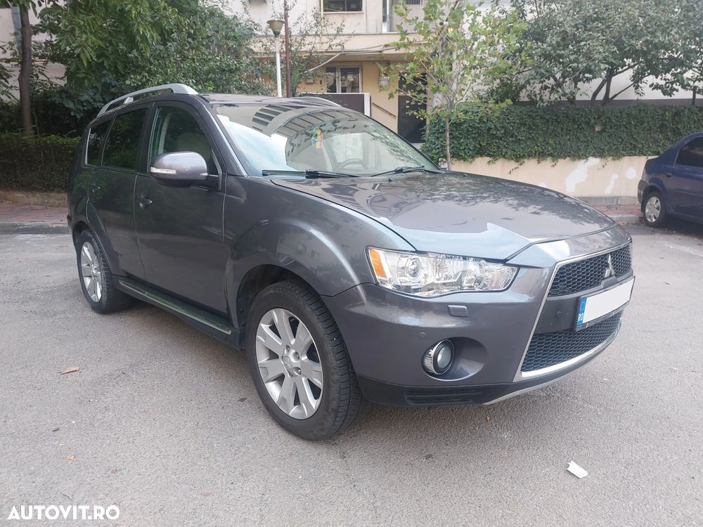 Mitsubishi Outlander 2.2 DI-D 4WD TC-SST Intense+ A05 - 3