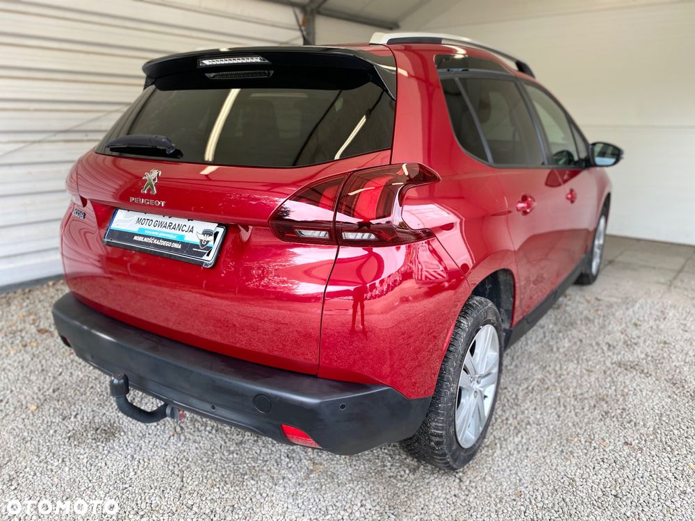 Peugeot 2008 1.6 BlueHDi Style - 37