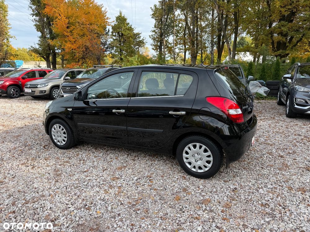 Hyundai I20 2012 photo 4