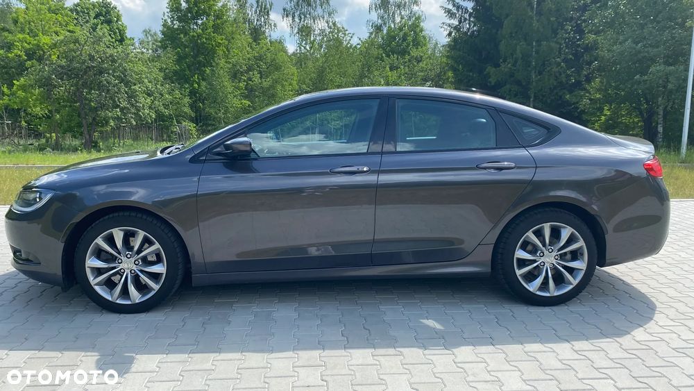 Chrysler 200 - 3