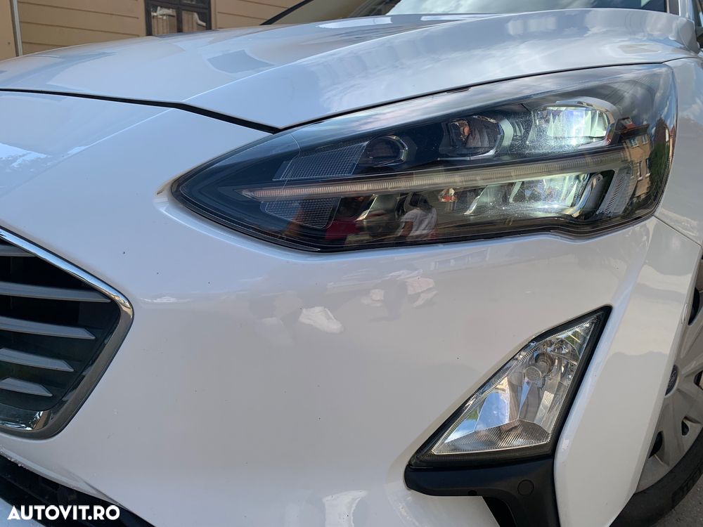 Ford Focus - 11