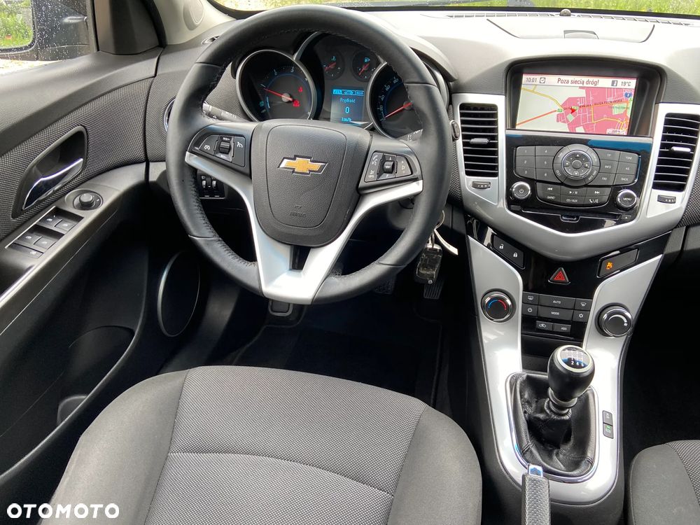 Chevrolet Cruze - 19