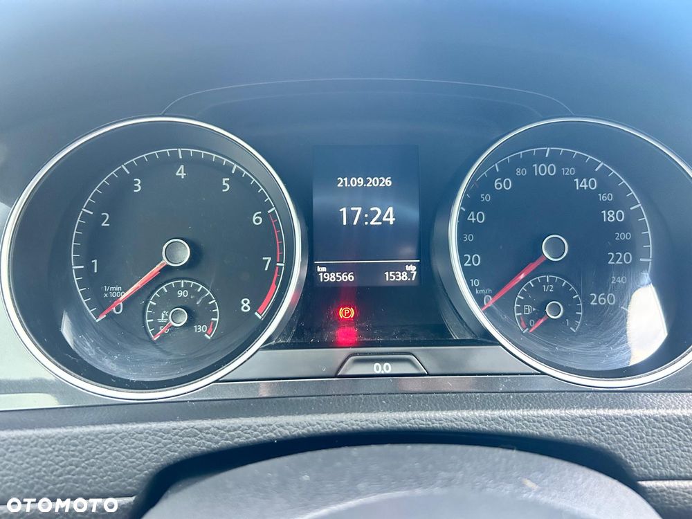 Volkswagen Golf 1.5 TSI BMT Trendline - 30