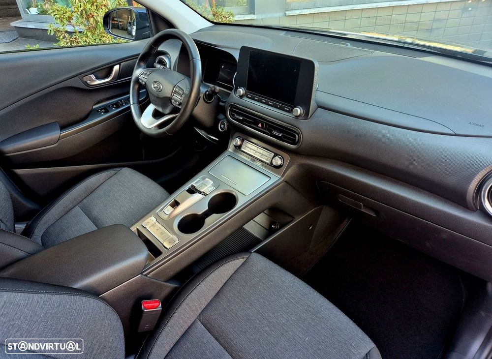 Hyundai Kauai 39 kWh Executive - 23