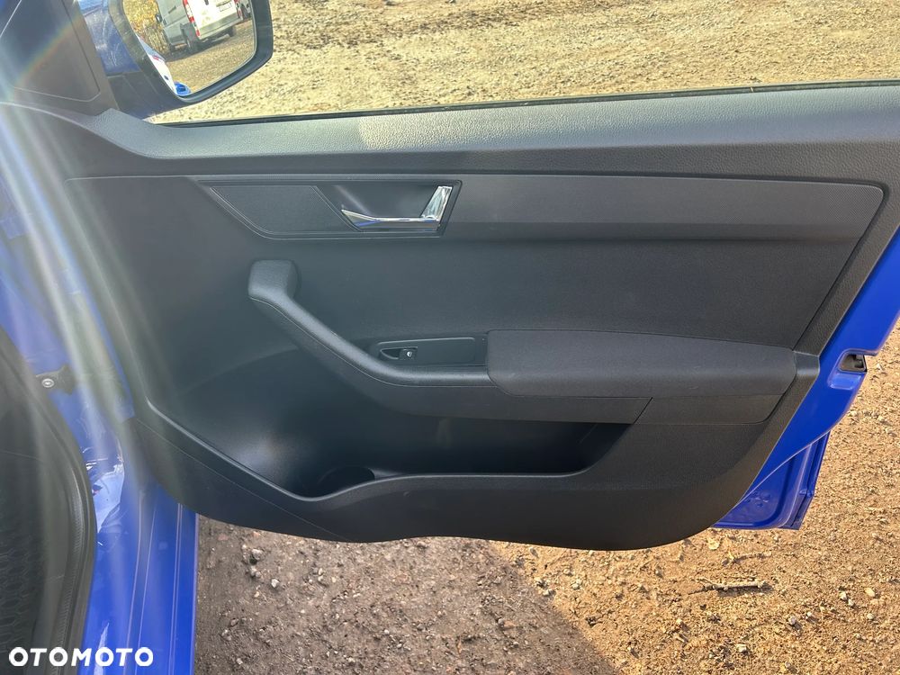 Skoda Fabia 1.0 Ambition - 13