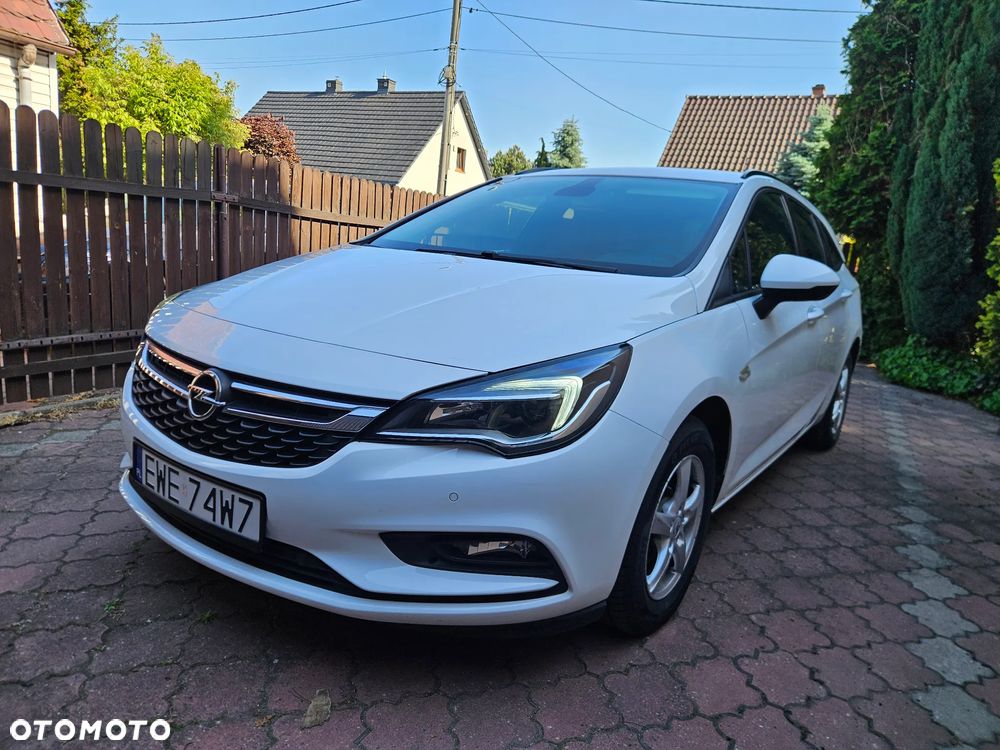 Opel Astra 1.4 T Enjoy - 1