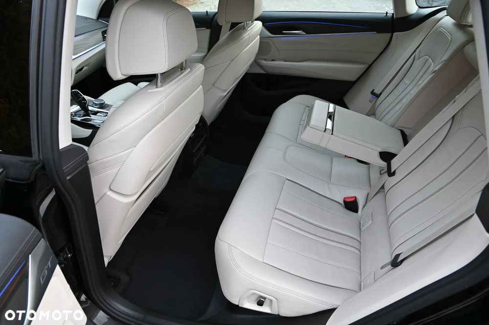 BMW 6GT 630i Luxury Line - 29