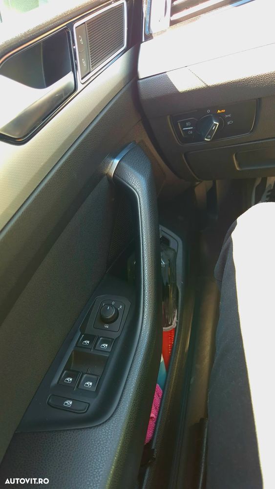 Volkswagen Passat 2.0 TDI DSG (BlueMotion Technology) Comfortline - 16