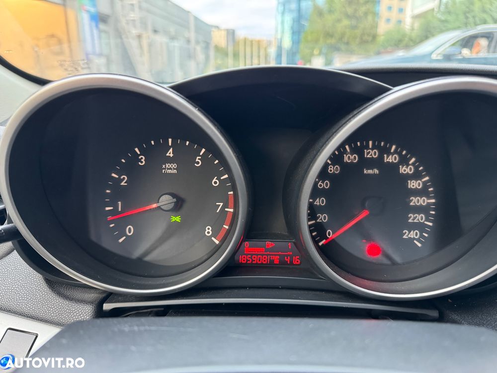 Mazda 3 - 6