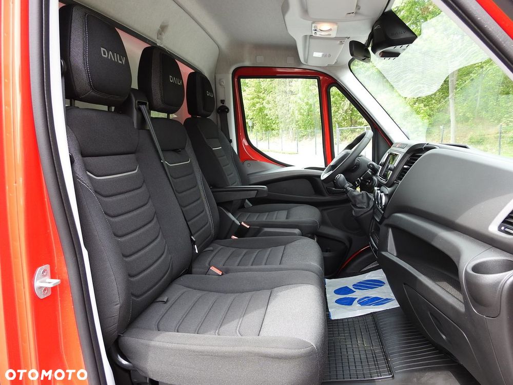 Iveco DAILY 35S18 NOWY KONTENER 10 PALET TEMPOMAT NAWIGACJA KLIMATYZACJA LEDY 180KM - 40