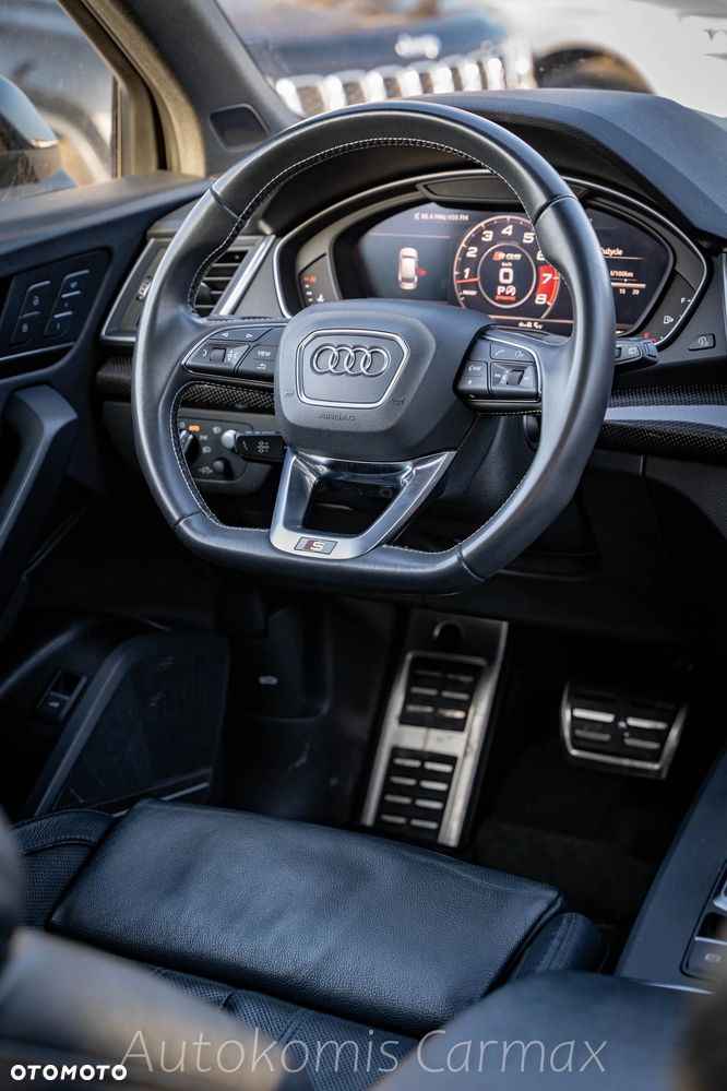 Audi SQ5 - 16