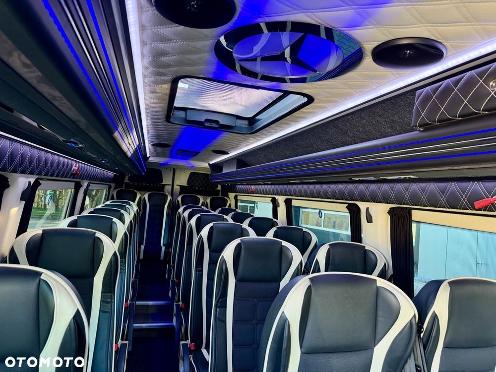 Mercedes-Benz Sprinter 519 24 miejsca 3.0 V6 automat turystyczny - 18