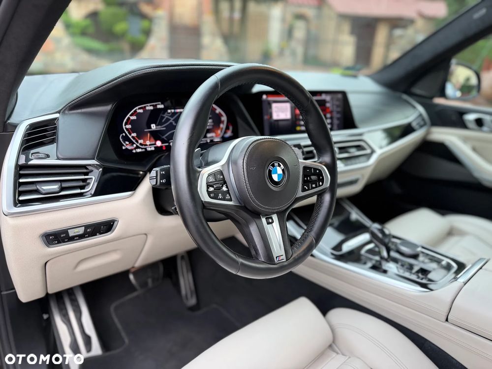 BMW X7 - 21