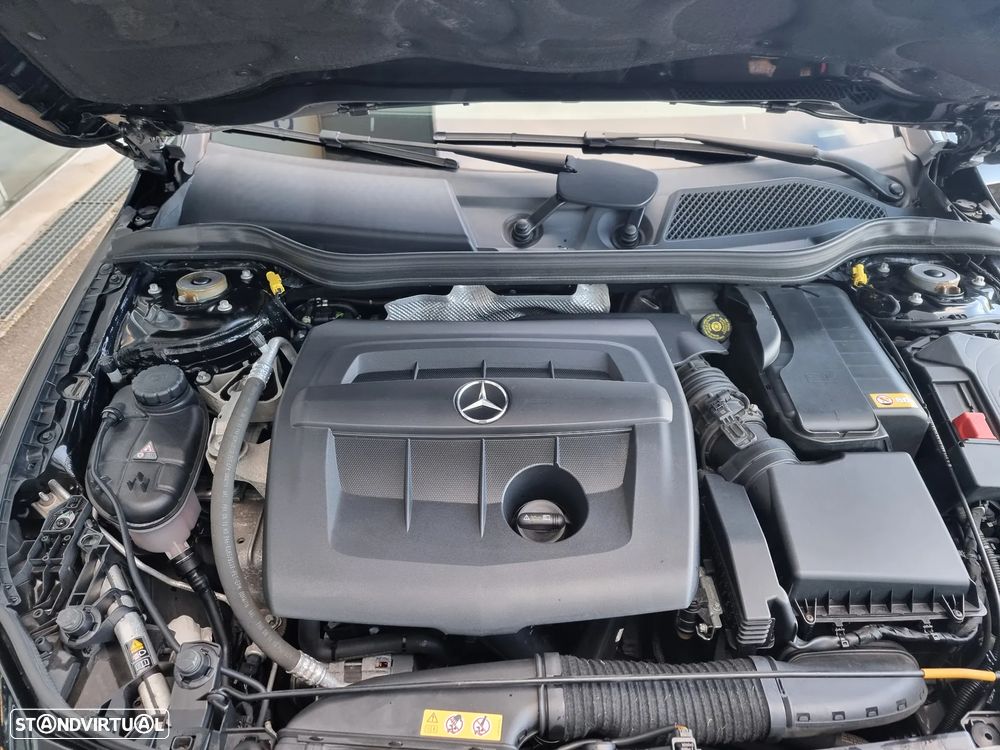 Mercedes-Benz CLA 180 d Shooting Brake Urban - 23