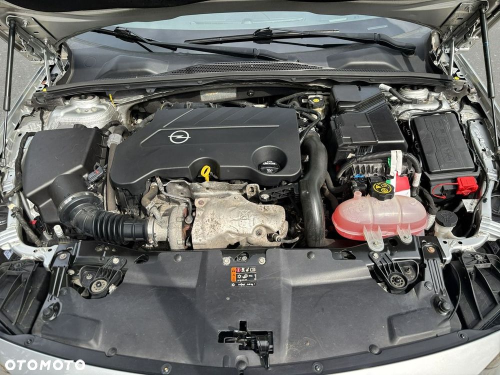 Opel Insignia - 26