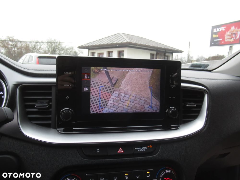 Kia Ceed 1.5 T-GDI M DCT - 21