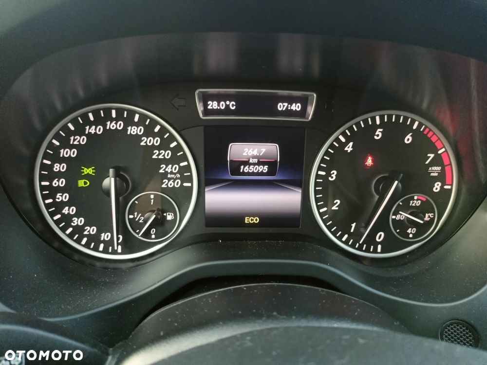 Mercedes-Benz Klasa A 200 (BlueEFFICIENCY) - 11