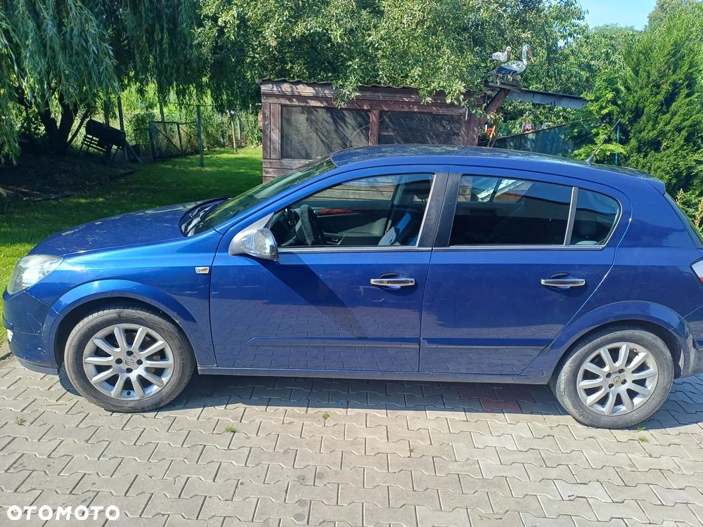 Opel Astra 1.6 Cosmo - 1