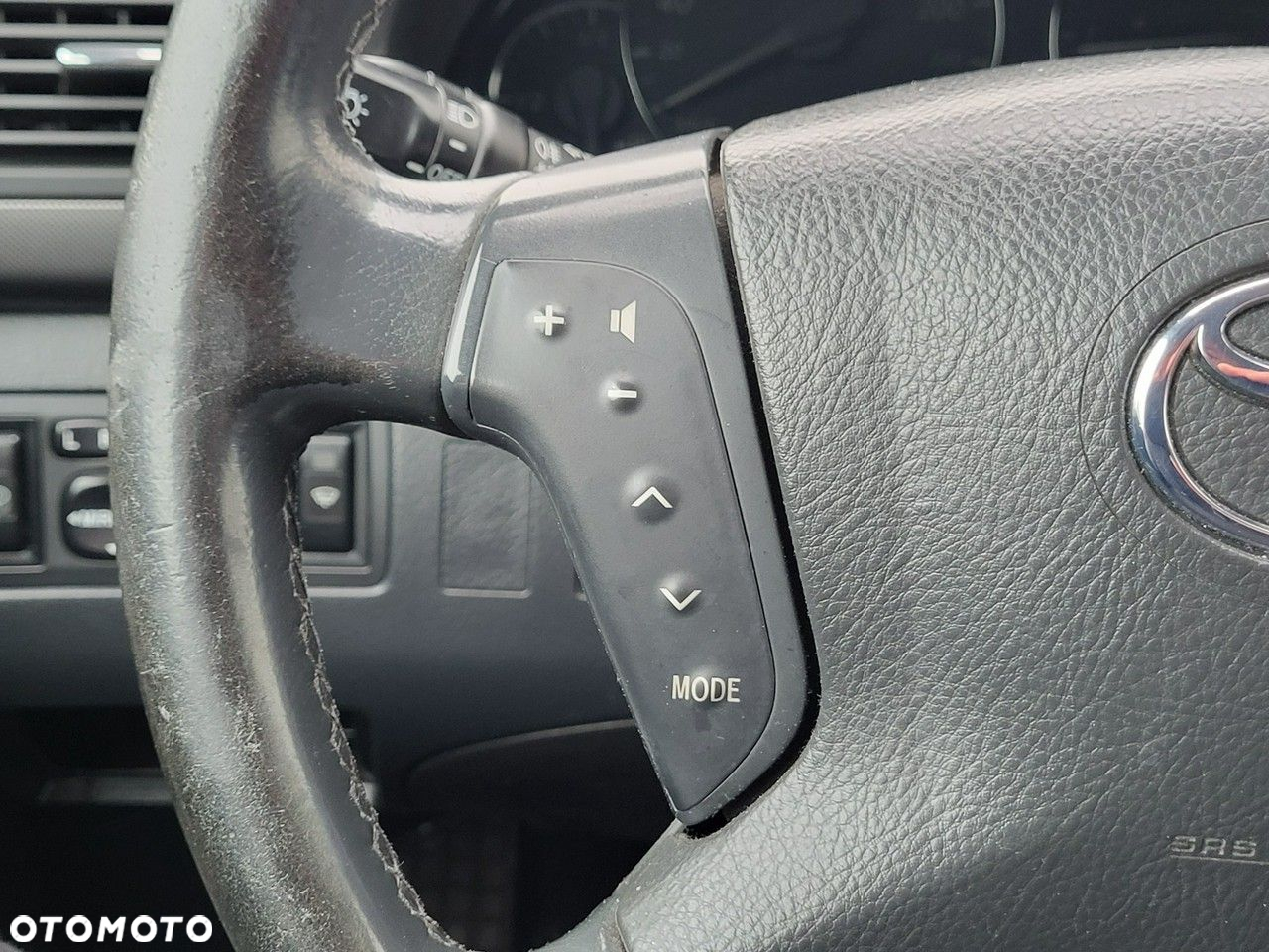 Toyota Avensis - 26