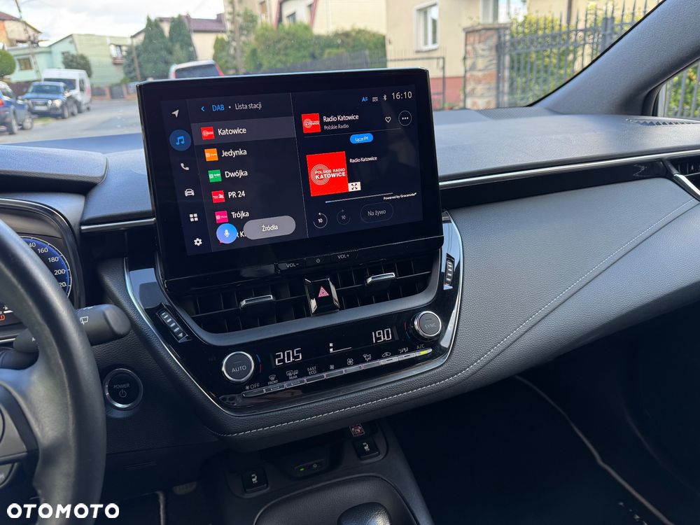 Toyota Corolla 1.8 Hybrid Comfort - 12