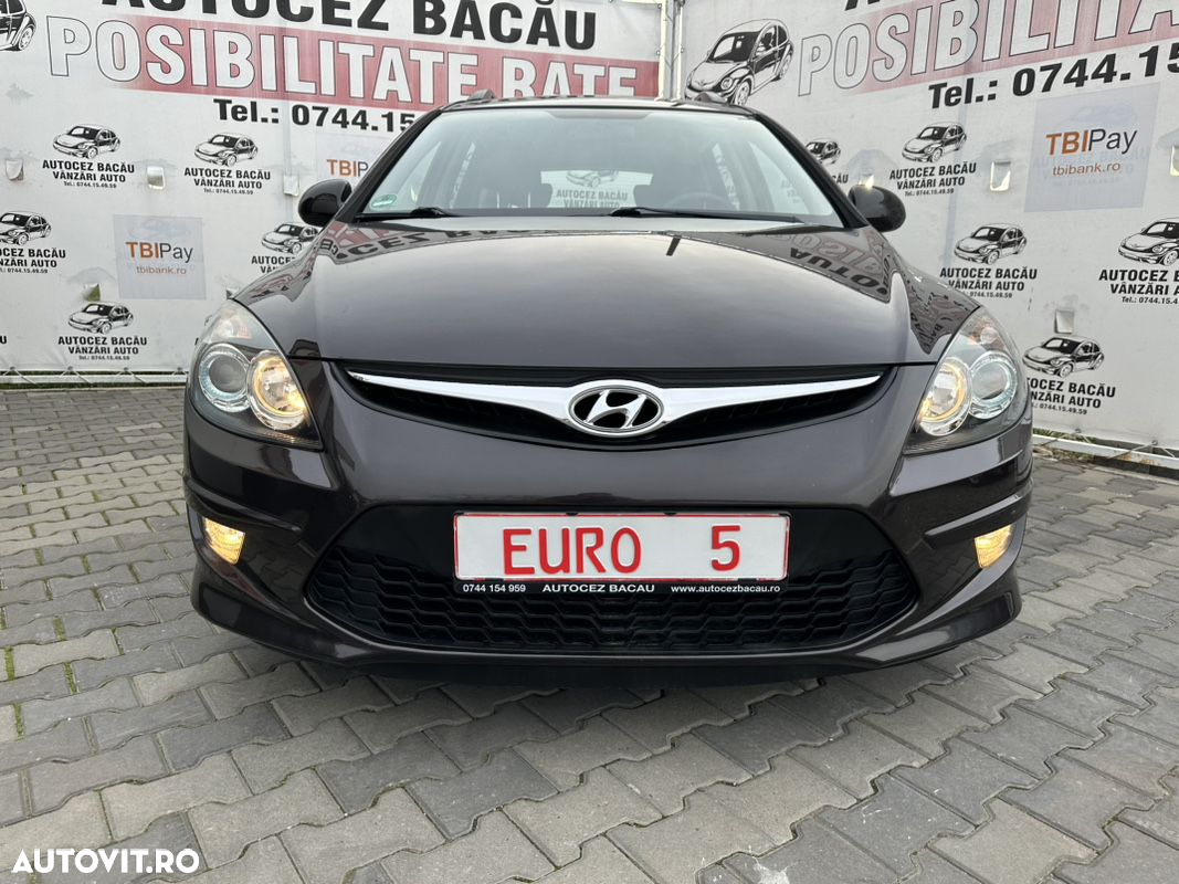 Hyundai i30 i30cw 1.6 blue Classic - 2