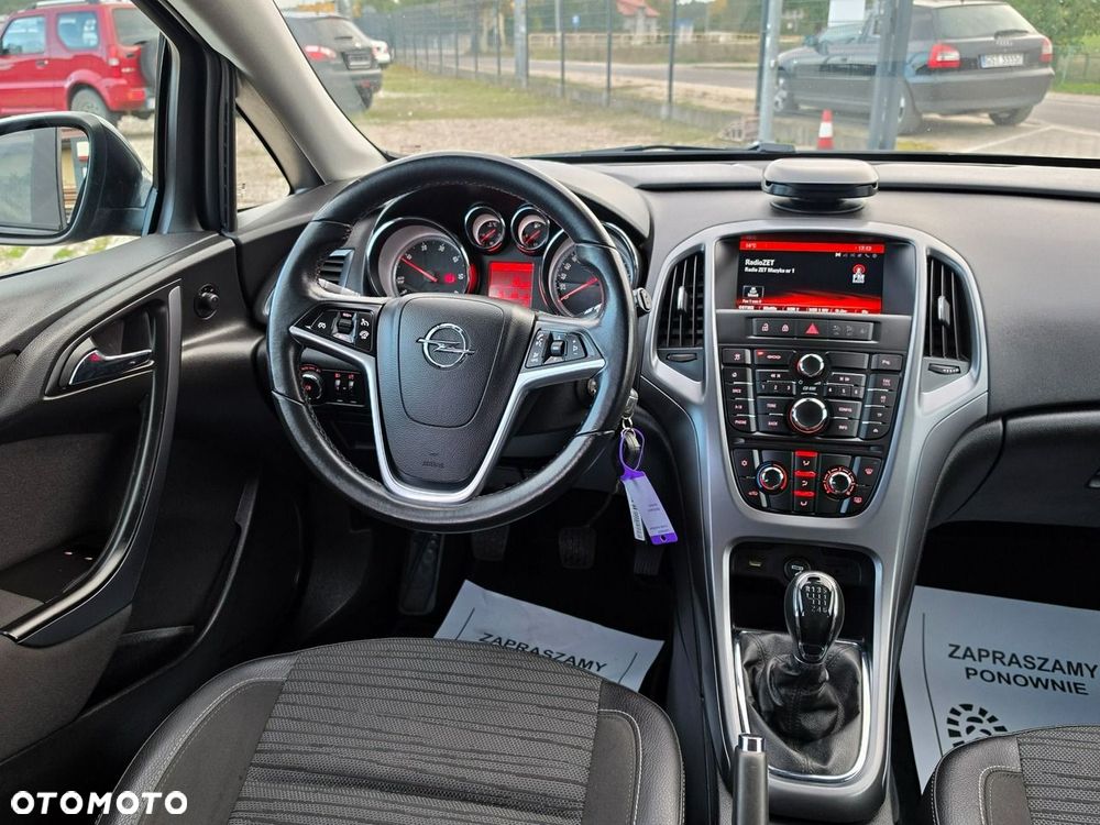 Opel Astra - 25