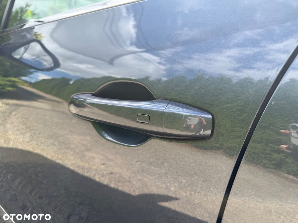 Renault Clio TCe 100 EXPERIENCE - 19