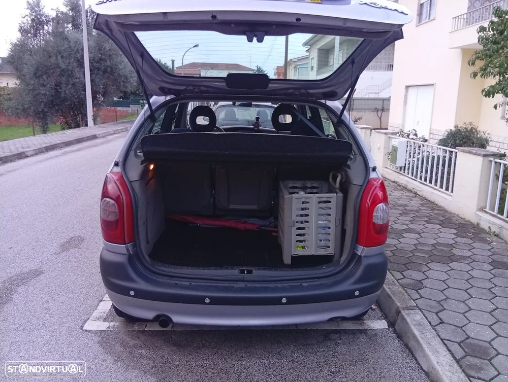 Citroën Xsara Picasso 2.0 HDi Exclusi. - 4